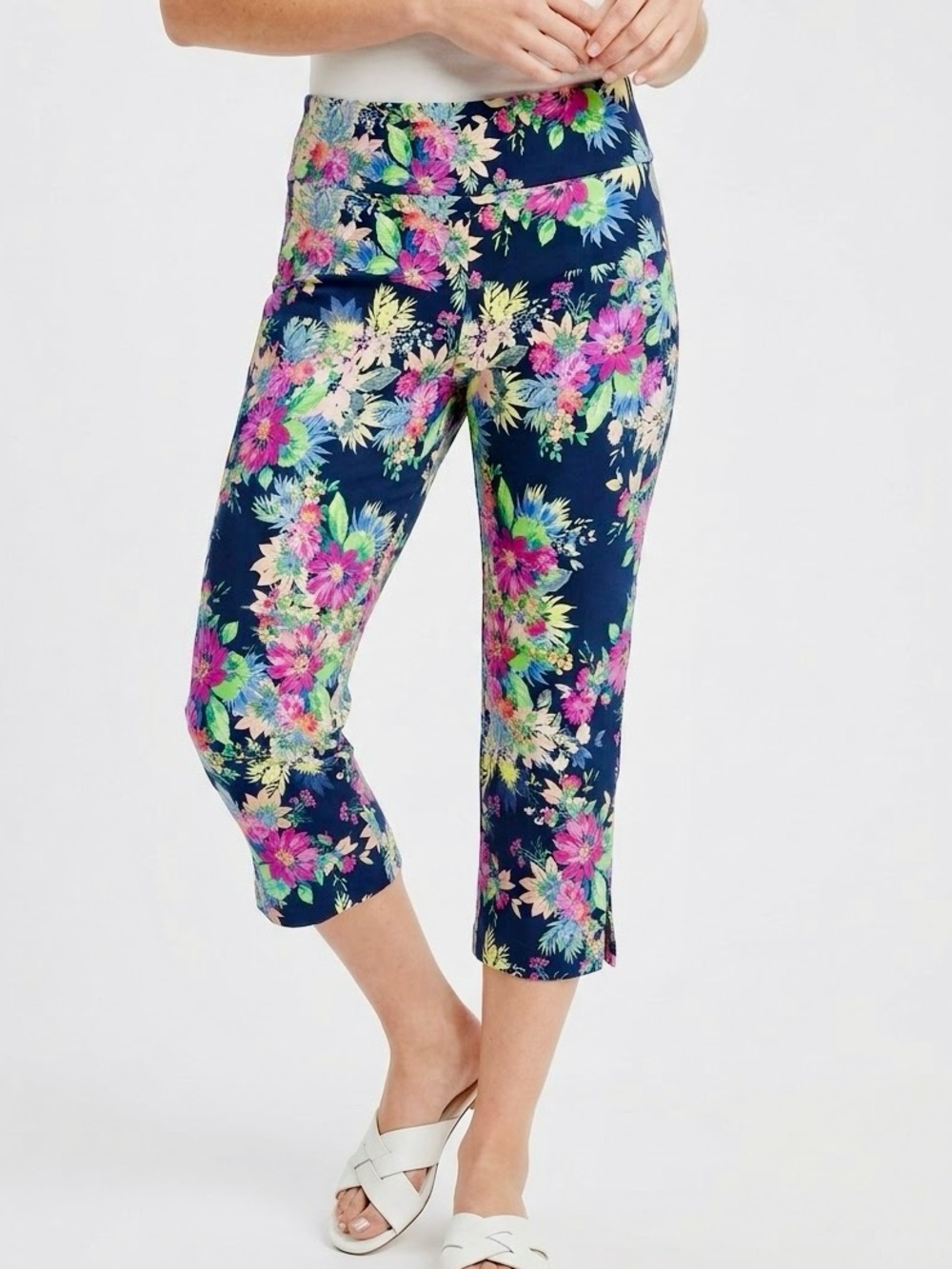 ZAC & RACHEL Stretchy Navy Blue & Pink Floral Cropped Pull-On Ponte Pants — LHP